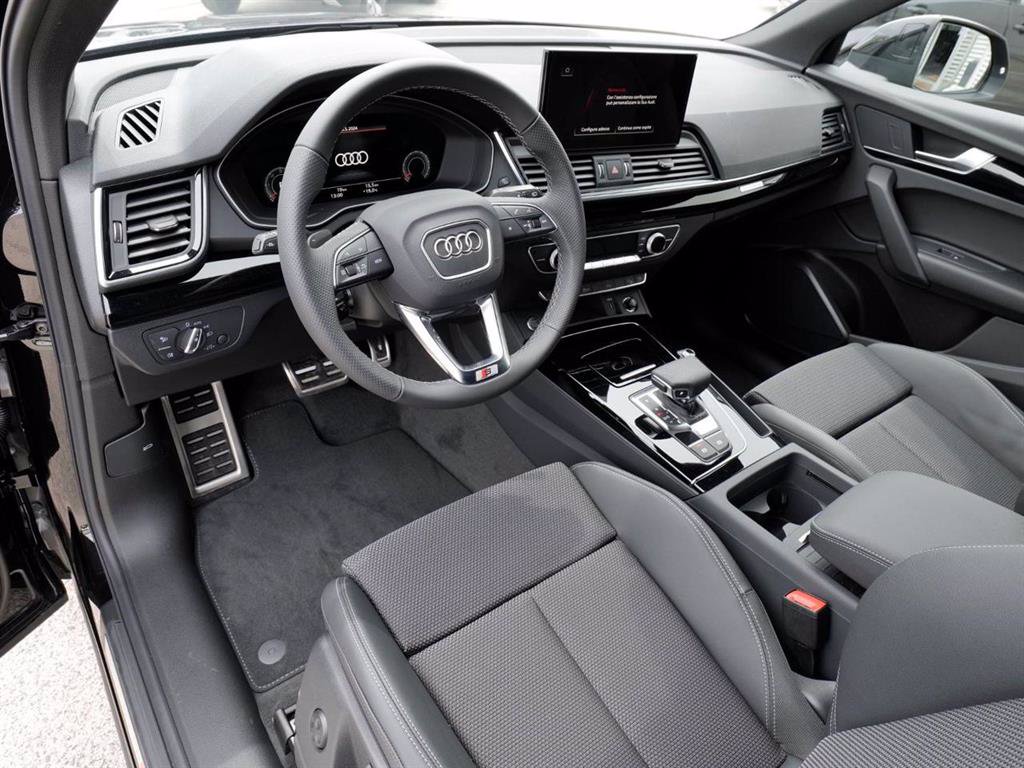 AUDI Q5 2.0 Tdi Quattro 204cv S-tronic Identity Black