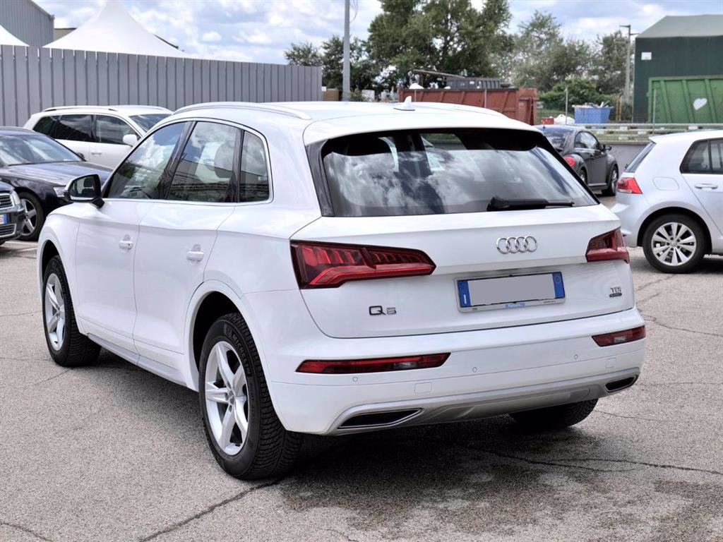 AUDI Q5 2.0 (40) Tdi Quattro 190cv S-tr. Business Sport