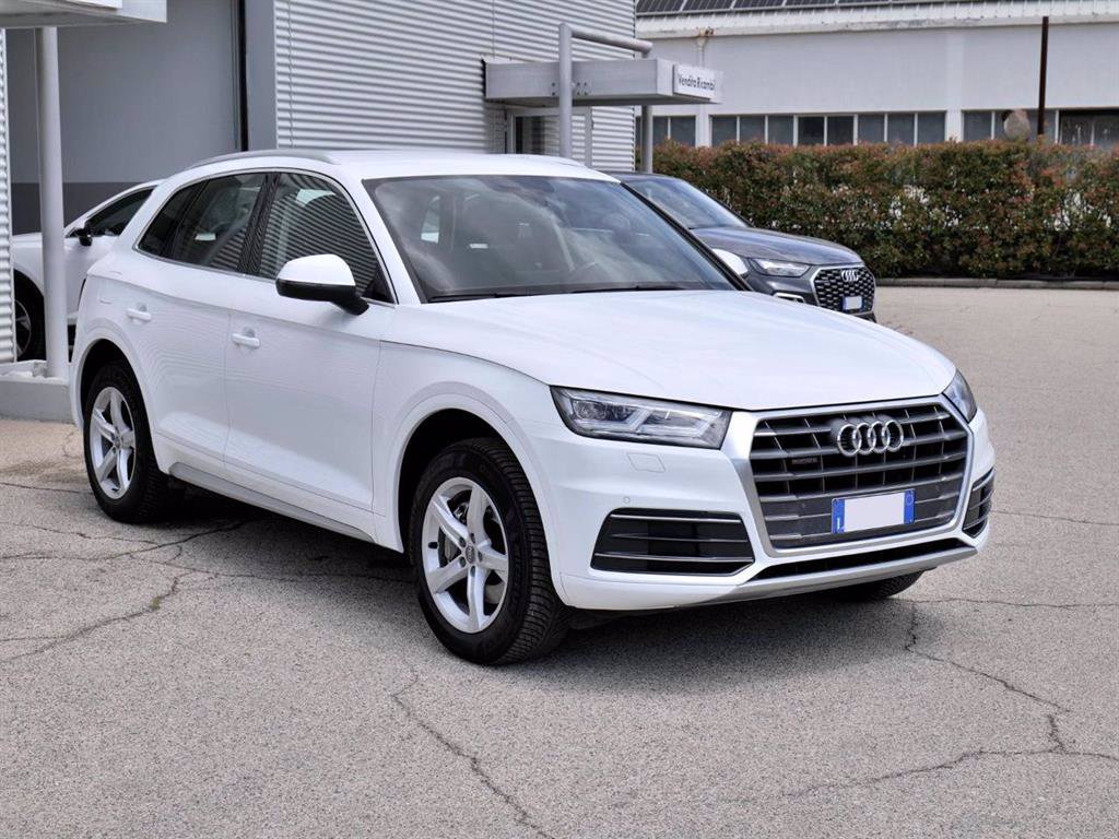 AUDI Q5 2.0 (40) Tdi Quattro 190cv S-tr. Business Sport