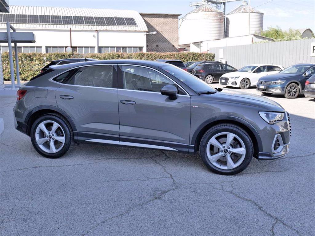 AUDI Q3 Sportback 2.0 Tdi Q. 200cv S-tr. S-line (Gancio)