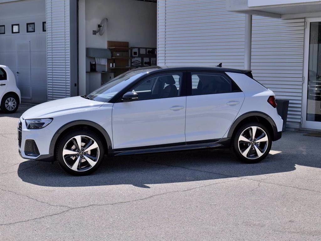 AUDI A1 Allstreet 1.0 (30) Tfsi 110cv S-tr. Ident. Contr.