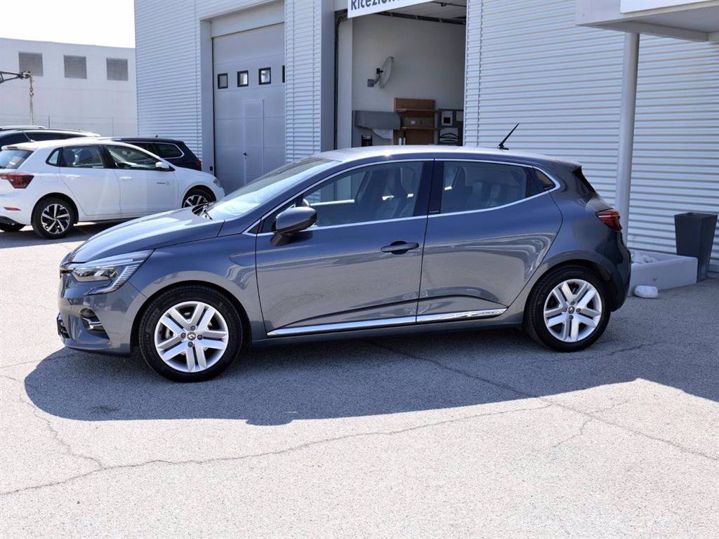 RENAULT Clio 1.6 E-Tech hybrid Intens 140cv aut.