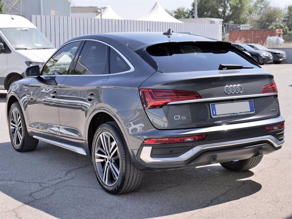 AUDI Q5 Sportback 2.0 (40) Tdi Q. S-tr. S-line Plus