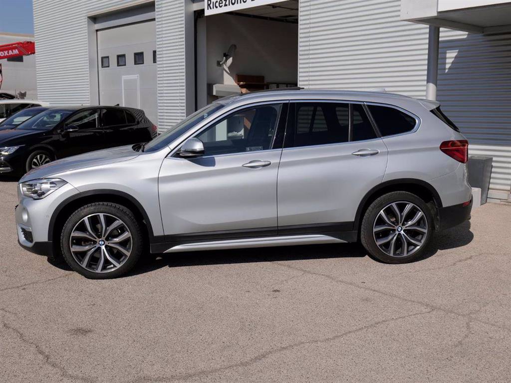 BMW X1 sDrive18d xLine aut. (Open Sky)