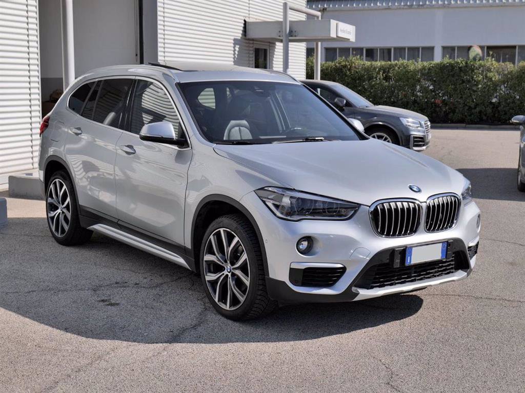 BMW X1 sDrive18d xLine aut. (Open Sky)