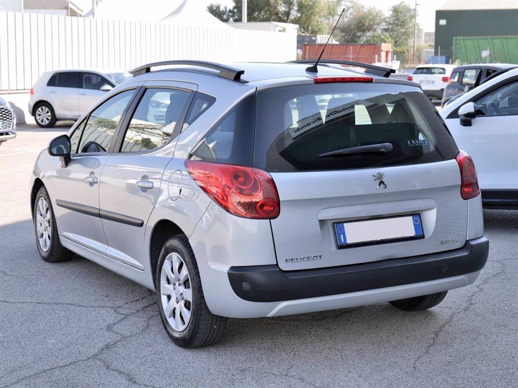 PEUGEOT 207 SW 1.6 HDi 90CVX Line