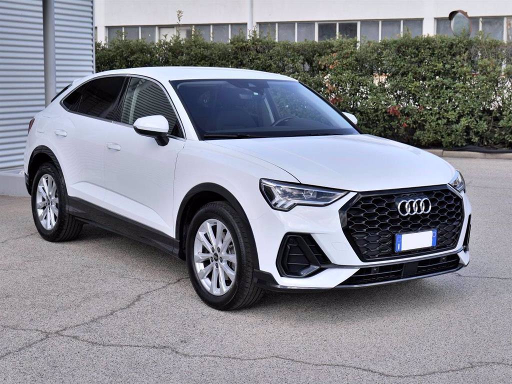 AUDI Q3 Sportback 2.0 (35) Tdi 150cv S-tr. Business Plus