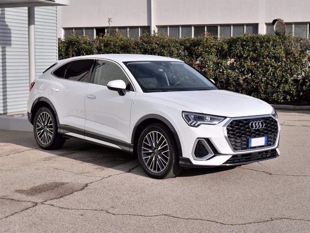 AUDI Q3 Sportback 2.0 (35) Tdi 150cv S-tr. S-line edition