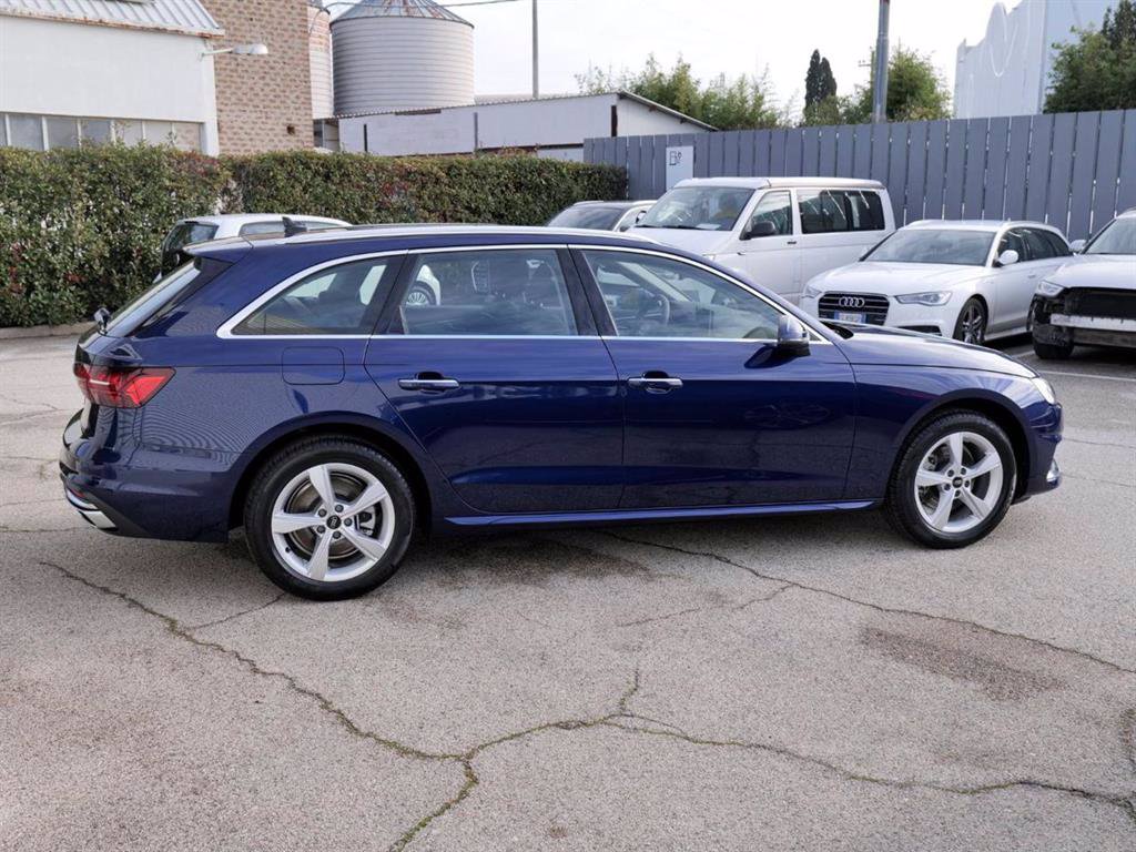 AUDI A4 Avant 2.0 (30) Tdi  S-tr. Business Advanced