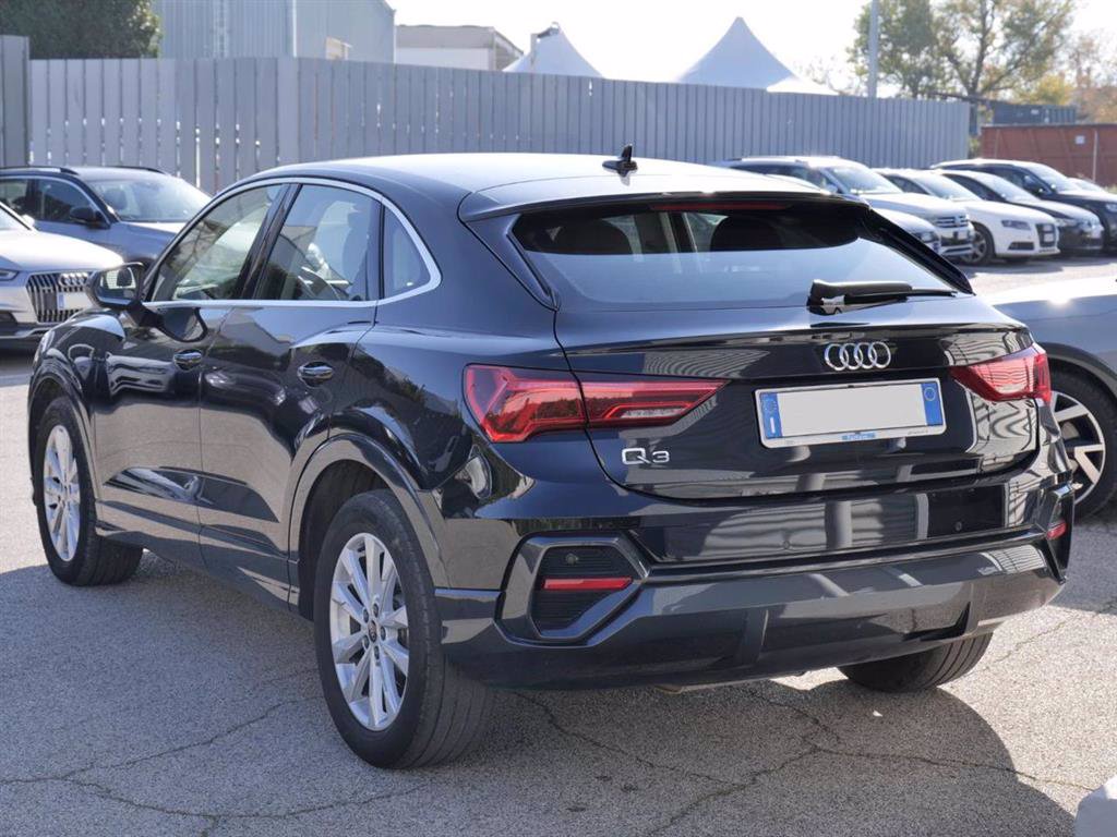 AUDI Q3 Sportback 2.0 (35) Tdi 150cv S-tr. Business Plus