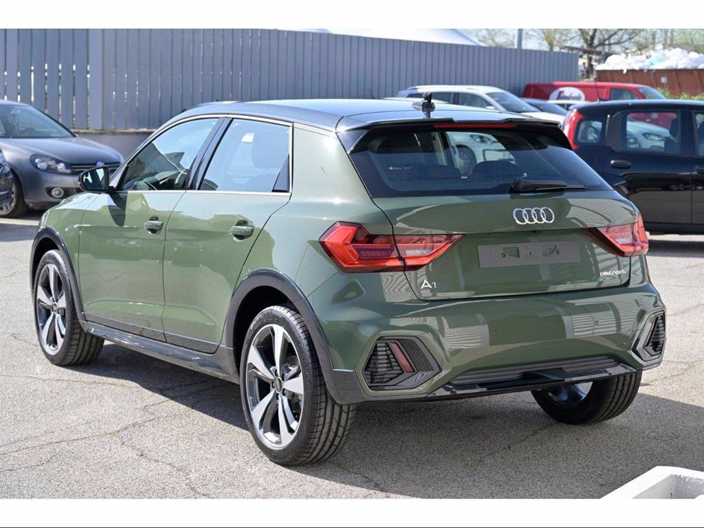 AUDI A1 Allstreet 1.0 Tfsi 110cv S-tr. Identity Contrast