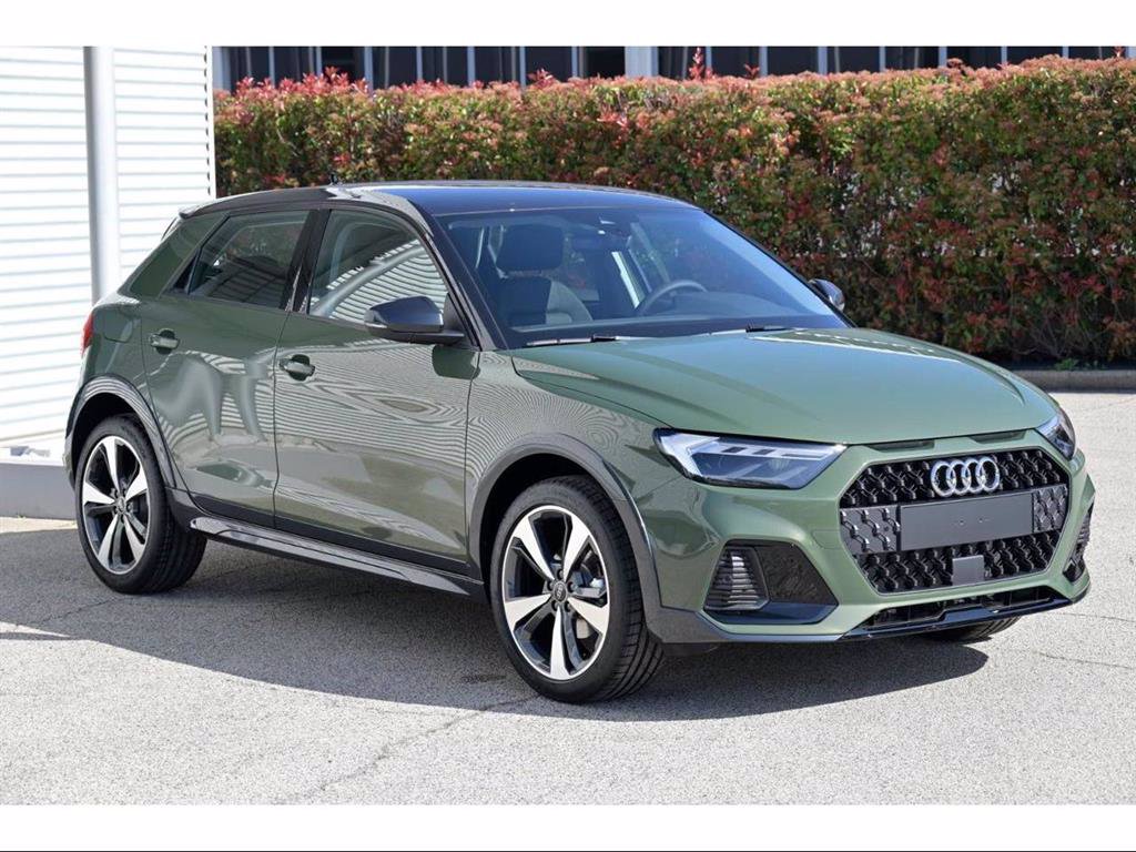 AUDI A1 Allstreet 1.0 Tfsi 110cv S-tr. Identity Contrast