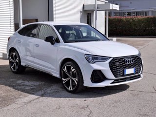 AUDI Q3 Sportback 2.0 (40) Tdi 200cv Q. Edition S-tr.